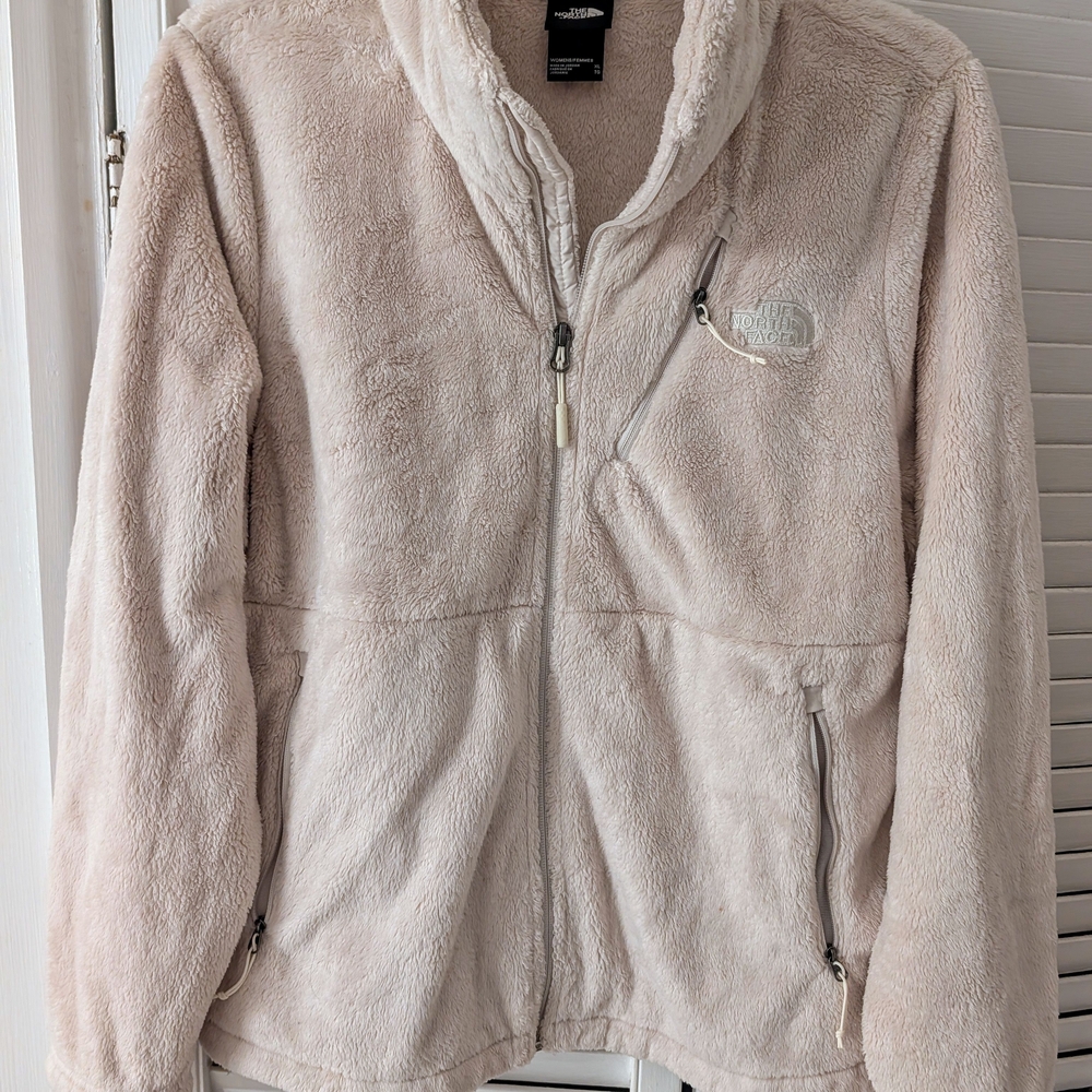 The North Face Women's Soft Cream Teddy Jacket